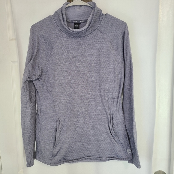 RBX Woman's Preformance Activewear Workout Shirt, Size: Large Color: Grey - Picture 5 of 14